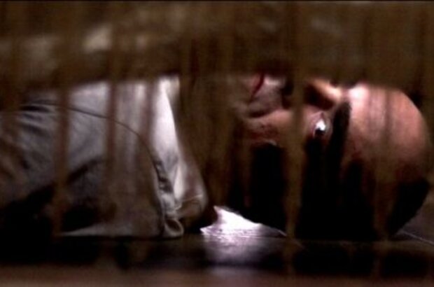 Sleep Tight (2011) - photo 3