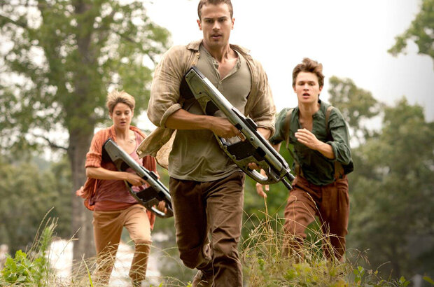 Insurgent (2015) - photo 2