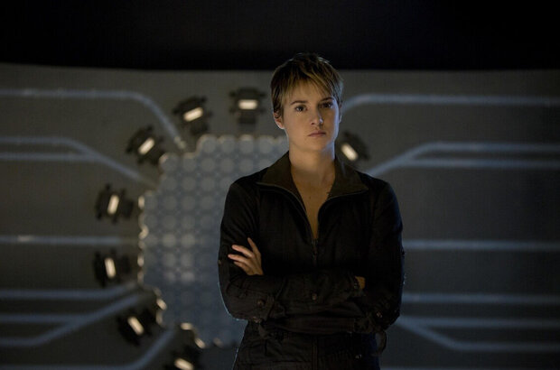 Insurgent (2015) - photo 1