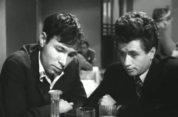 Next to us (1958) - photo 3