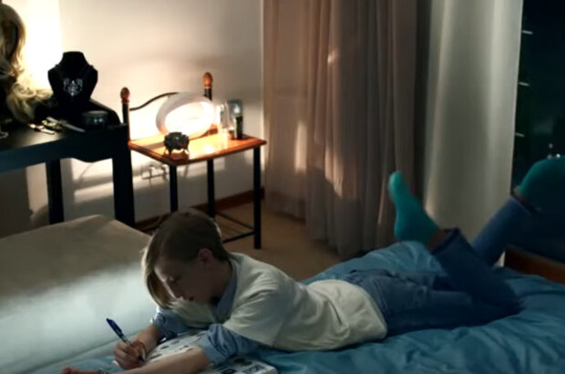 Bird (2017) - photo 8