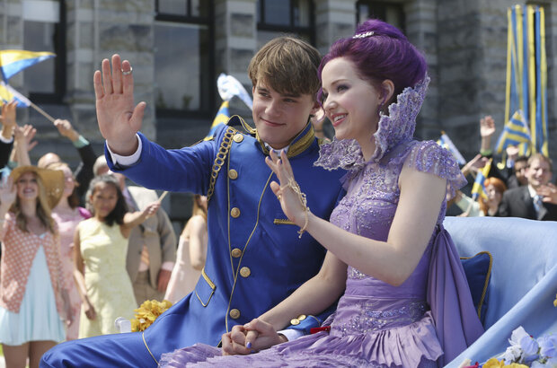 Descendants (2015) - photo 4