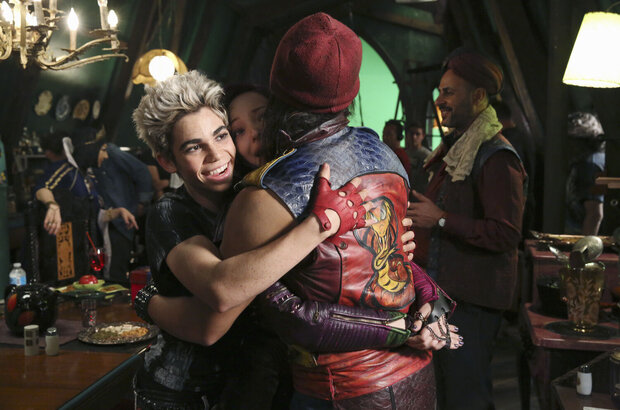 Descendants (2015) - photo 5