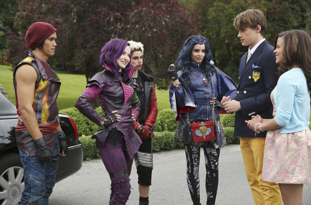 Descendants (2015) - photo 1