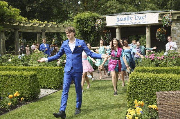 Descendants (2015) - photo 9