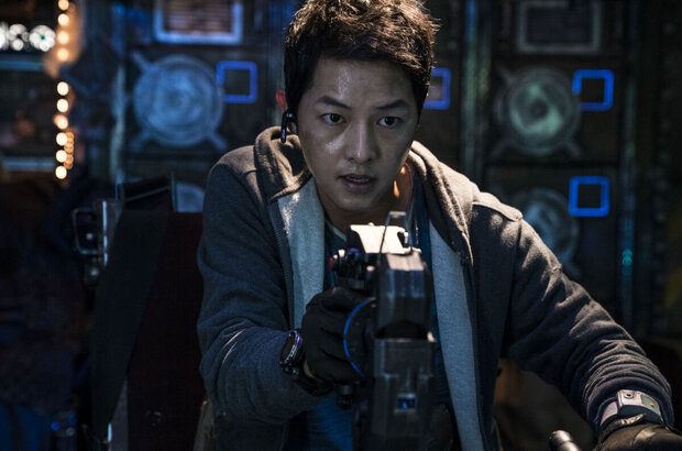 Space Sweepers (2021) - photo 1