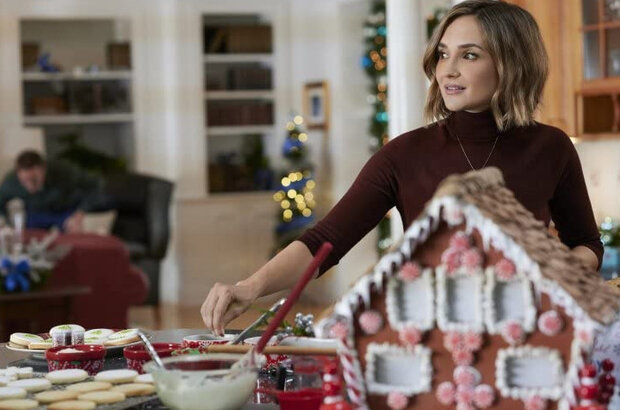 Cross Country Christmas (2020) - photo 1