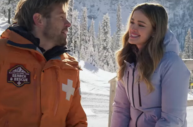 Love in Glacier National: A National Park Romance (2023) - photo 4