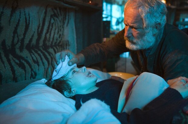 Hideaways (2011) - photo 6