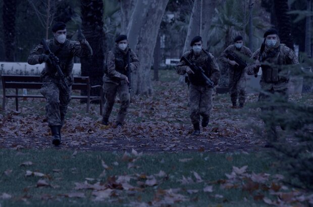Zeros and Ones (2021) - photo 11