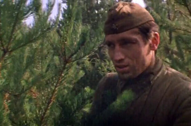 A Secret Walk in the Woods (1985) - photo 8