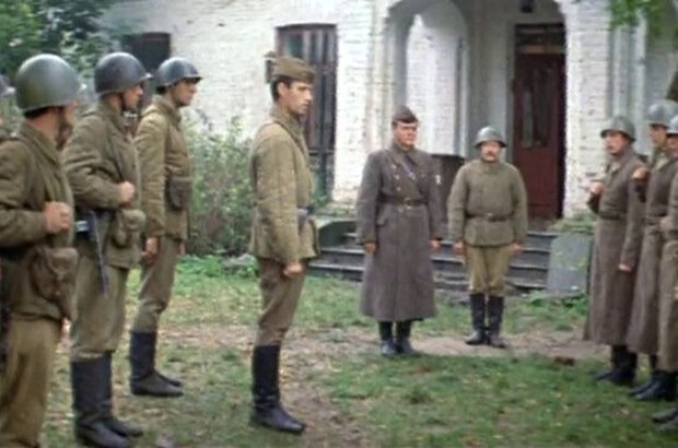 A Secret Walk in the Woods (1985) - photo 2