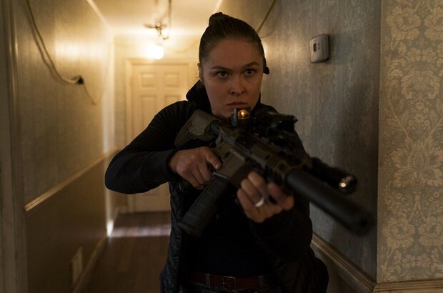 Mile 22 (2018) - photo 9