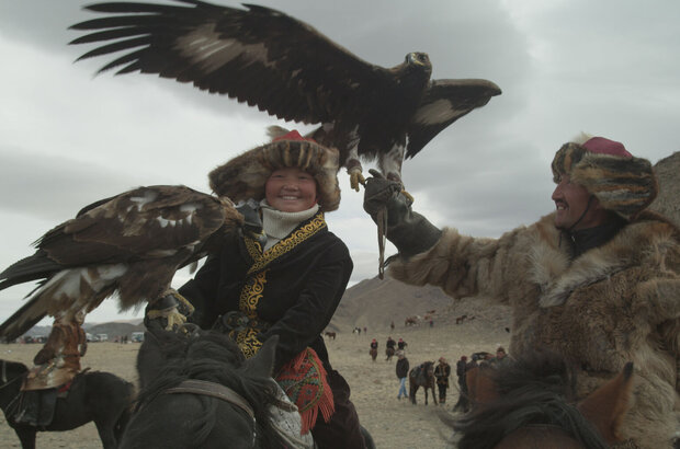 The Eagle Huntress (2016) - photo 4
