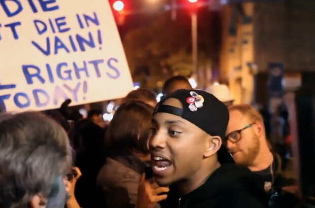 Baltimore Rising (2017) - photo 3