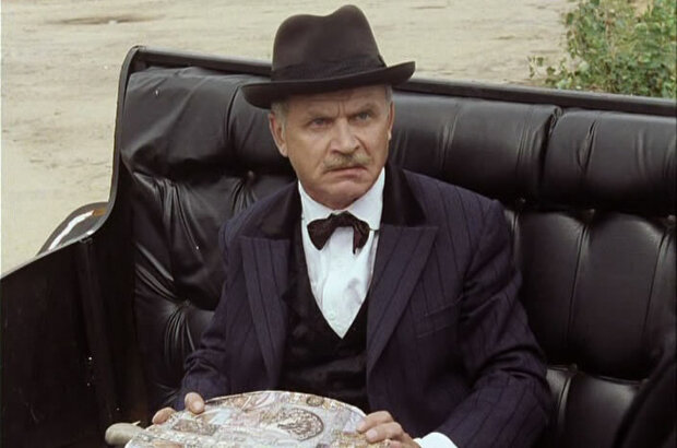 Chinese Service (1999) - photo 4