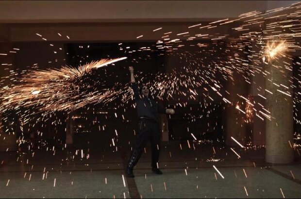 Clip (2012) - photo 6