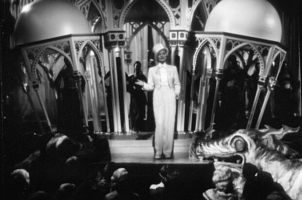 Белокурая Венера (1932) - фото 2
