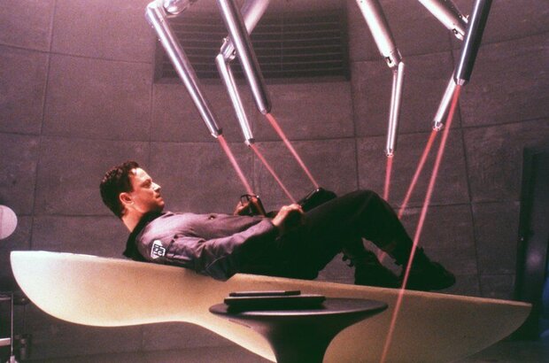 Impostor (2001) - photo 5