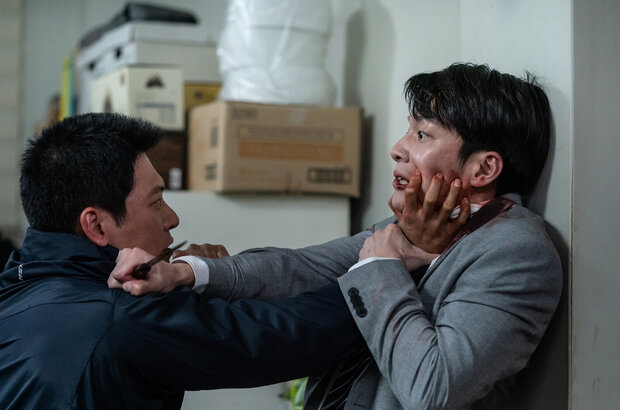 Midnight (2021) - photo 20