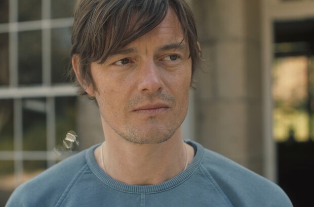 She Is Love (2022) - photo 8