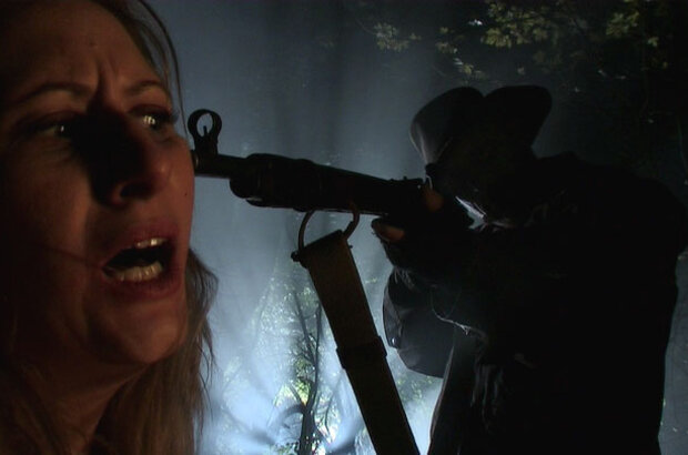 Broken (2006) - photo 4