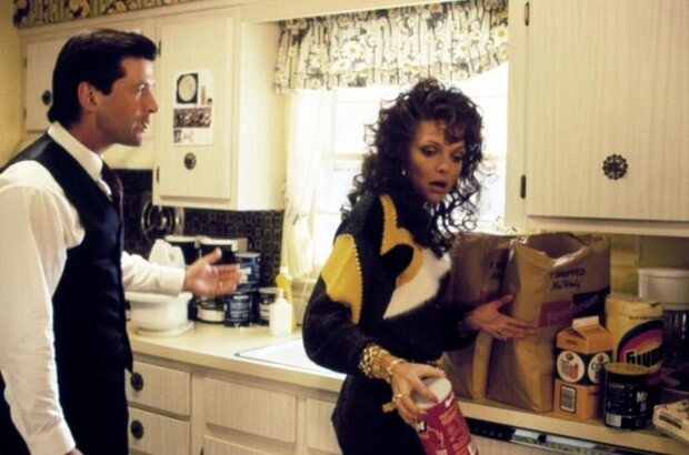 Married to the Mob (1988) - photo 5