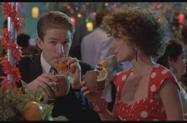 Married to the Mob (1988) - photo 2