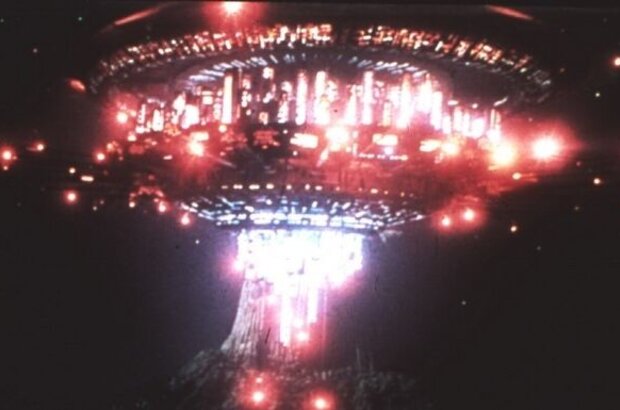 Close Encounters of the Third Kind (1977) - photo 24