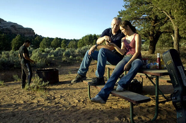 The Lucky Ones (2008) - photo 4