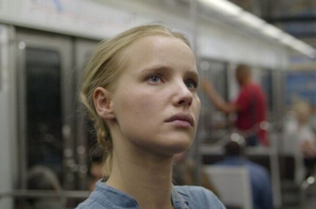 Elles (2011) - photo 6