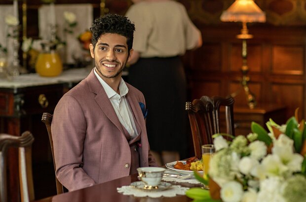 The Royal Treatment (2022) - photo 5