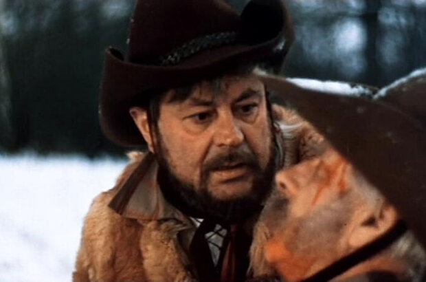 Armed and Dangerous (1977) - photo 4