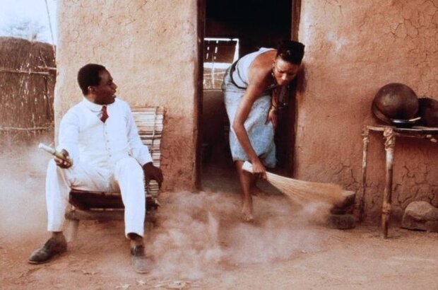 Mister Johnson (1990) - photo 2