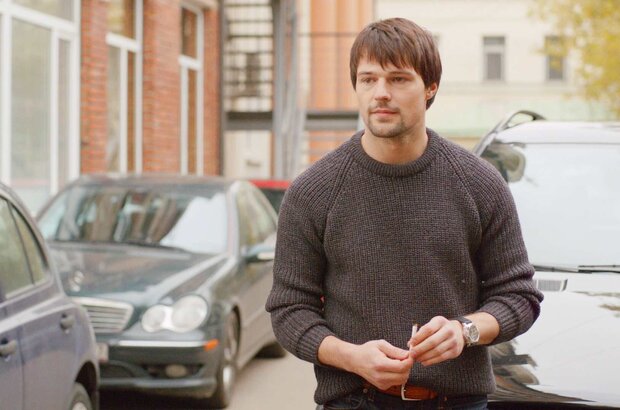 Break-Up Habit (2013) - photo 19