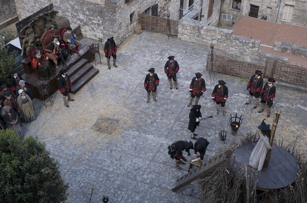 La Befana vien di notte: Le origini (2021) - photo 27