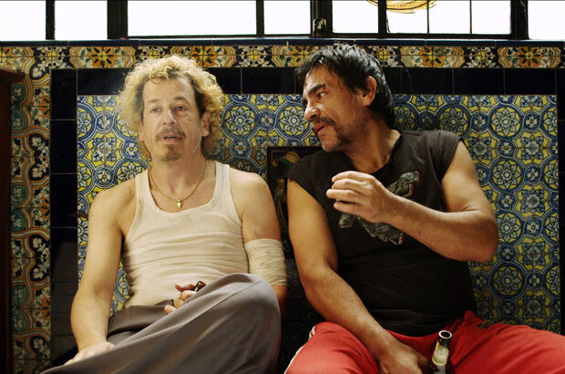 Devil (2011) - photo 1