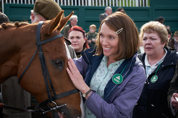 Dream Horse (2020) - photo 1