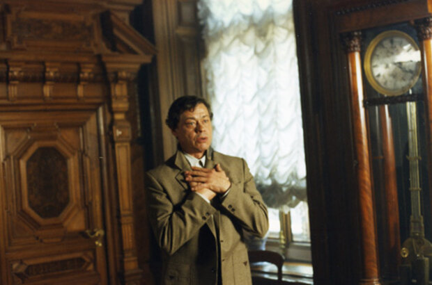 The Circus Burned Down and the Clowns Ran Away (1998) - photo 4