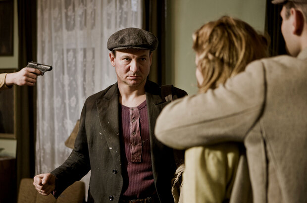 In Darkness (2011) - photo 2