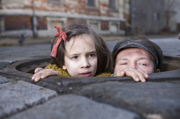 In Darkness (2011) - photo 5