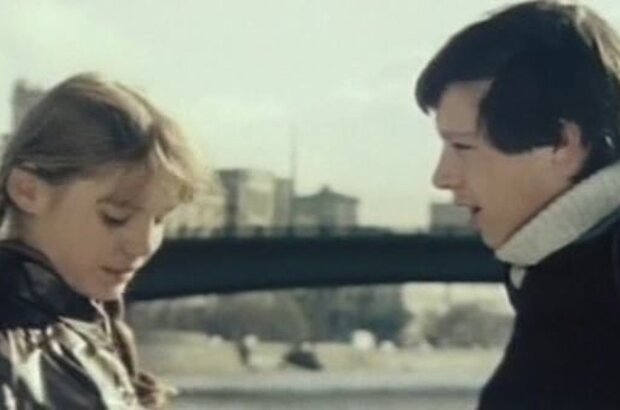 Everything's the Wrong Way (1981) - photo 4