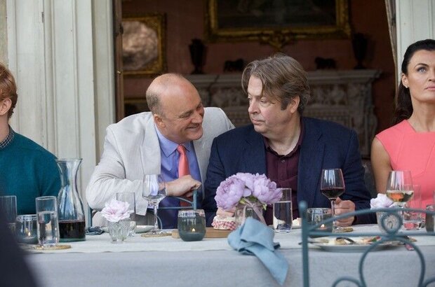 The Hippopotamus (2016) - photo 6