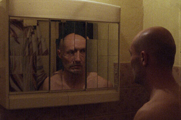 Sister (2008) - photo 4