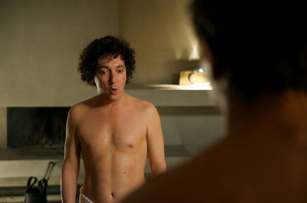 Me, Myself and Mum (2013) - photo 1