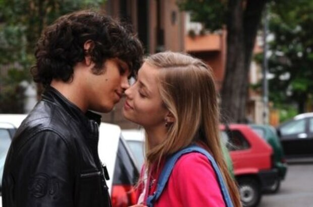 Love 14 (2009) - photo 2