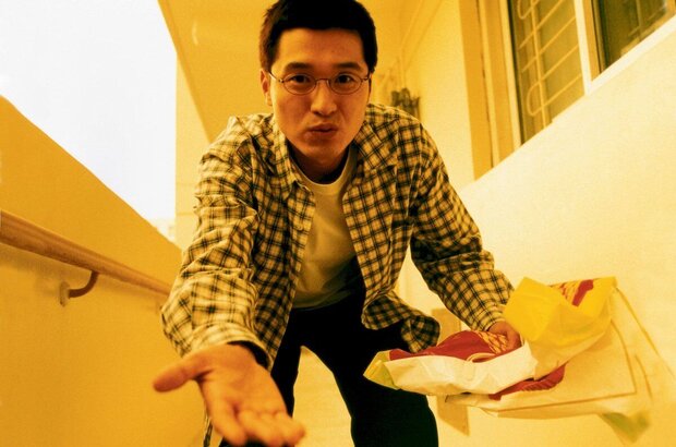 Barking Dogs Never Bite (2000) - photo 6