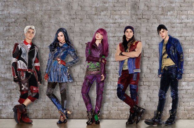 Descendants 2 (2017) - photo 7