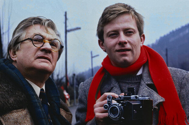 March Caresses (1990) - photo 3