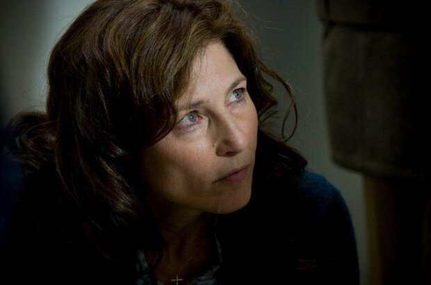 Trust (2010) - photo 10